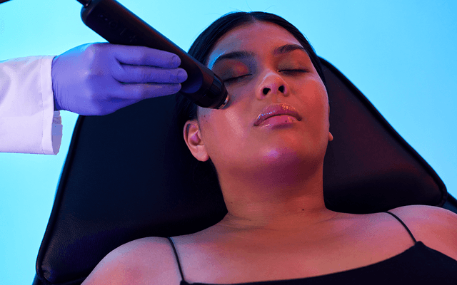 What to Expect During and After a Glo₂Facial: The Complete Guide for First Time Patients 