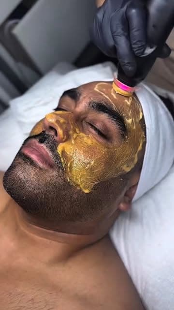 Glo2Facial treatment reel